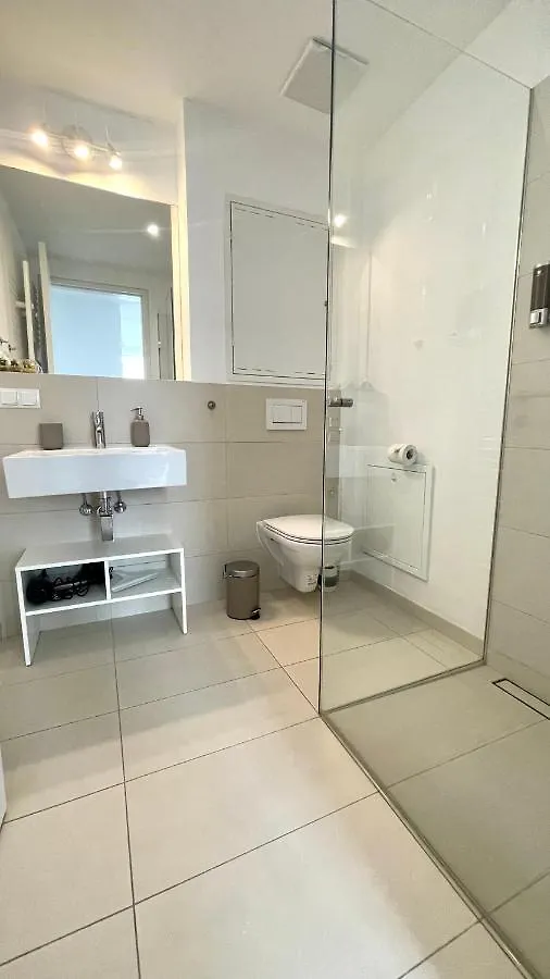 Best Apartment Near Rathaus Of וינה אוסטריה